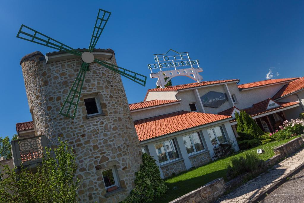 Logis Hotel Le Moulin Des Gardelles Riom Exterior photo